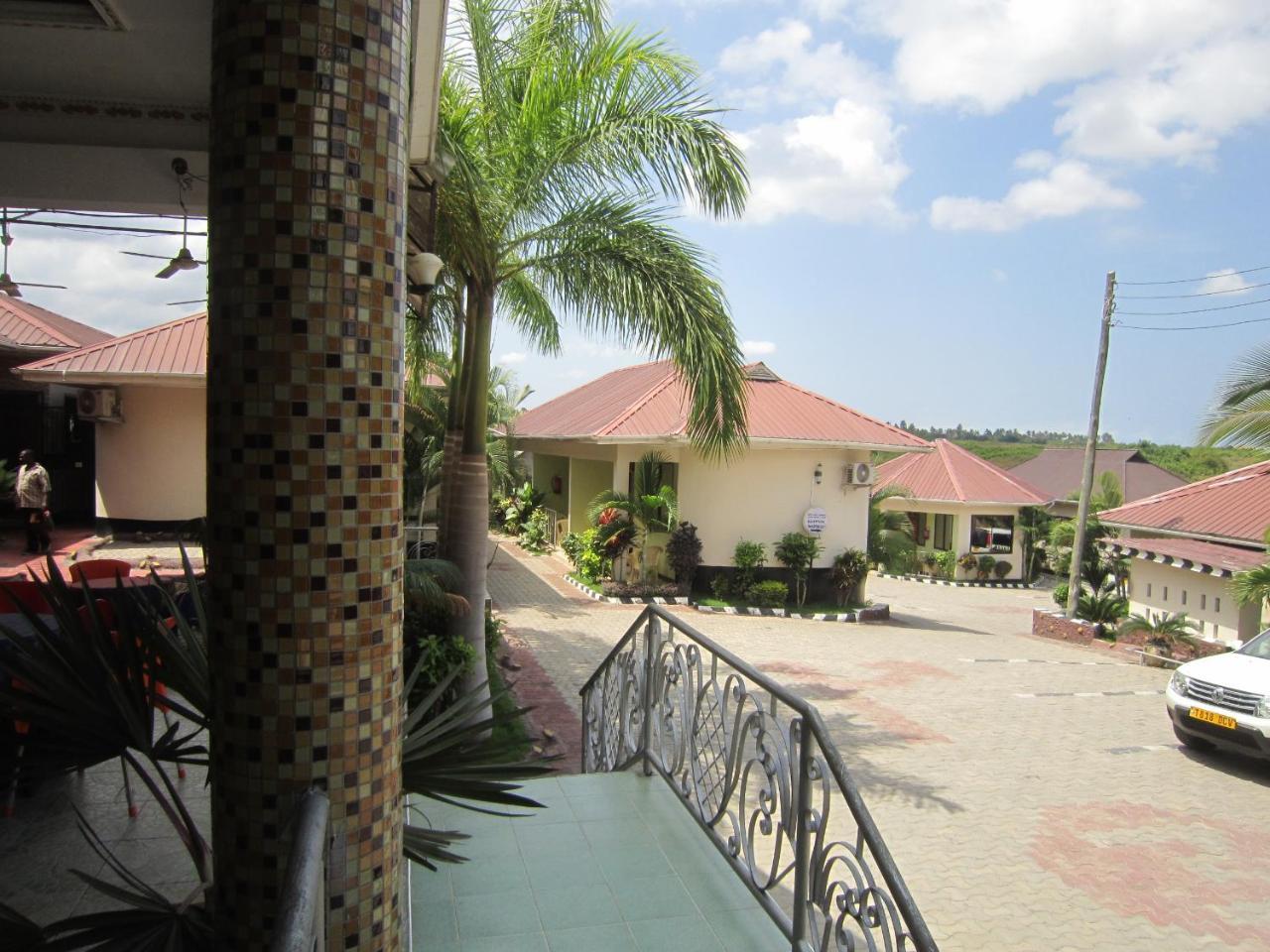 Jakicha Motel Daressalam Exterior foto