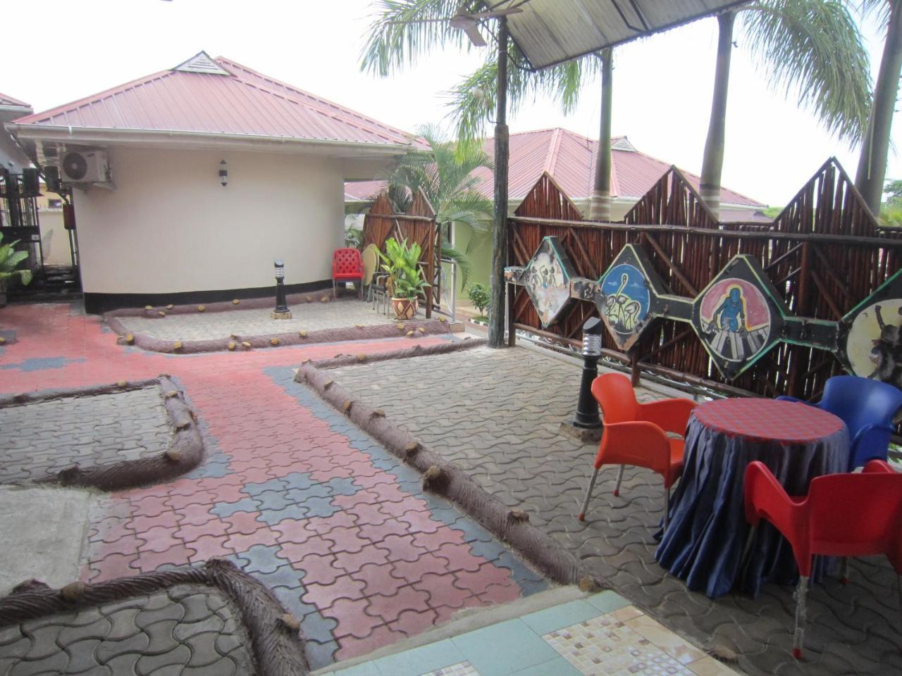 Jakicha Motel Daressalam Exterior foto